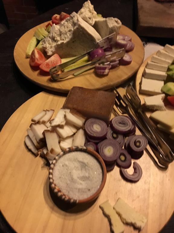 Pensiunea Vasilica Ceterasu Oncesti Luaran gambar